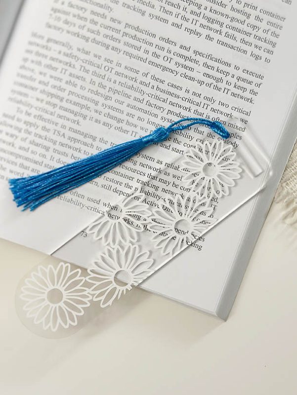 Daisy Flower Bookmark