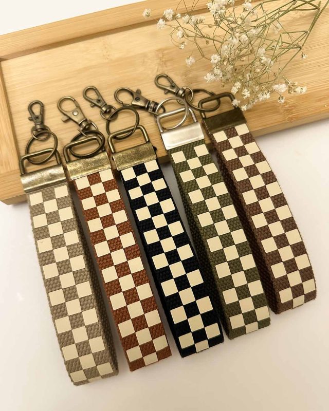 checkered wrist keychain lanyard